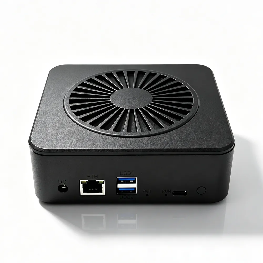 VMOS 魔盒 以太网口、USB 接口与电源接口实拍
